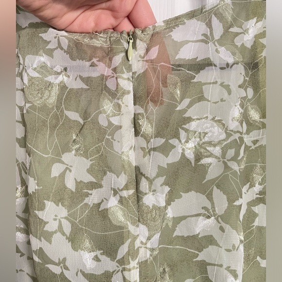 Saints + Secrets Green Floral Sheer Romper w/Shorts & Zipper/Tie Back Size Large - Picture 6 of 6